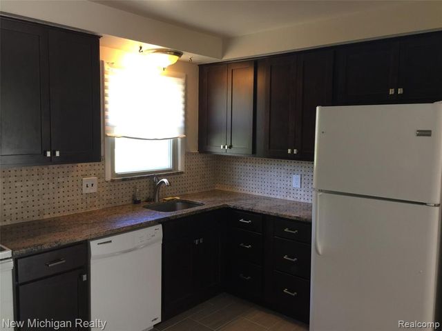 2663 Colonial Way, Bloomfield Hills, MI 48304