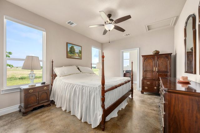 1662 County Road 465, Coupland, TX 78615