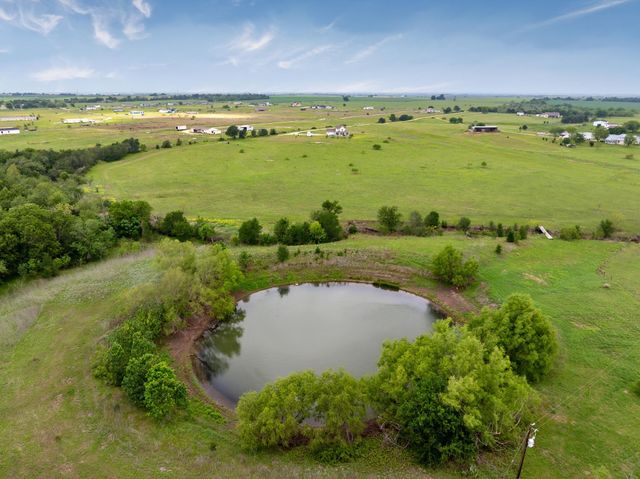 1662 County Road 465, Coupland, TX 78615