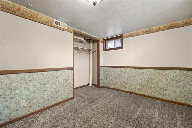 2521 Custer Avenue, Billings, MT 59102