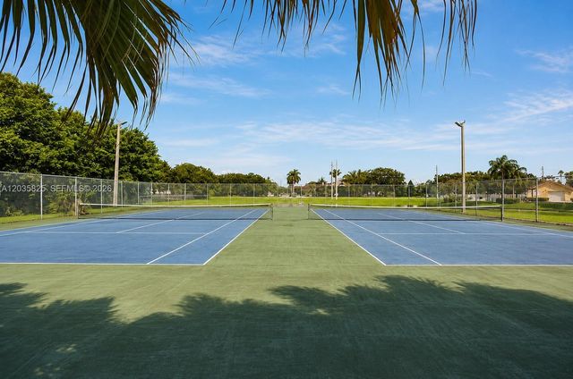 663 Vista Isles Drive 1711, Sunrise, FL 33325