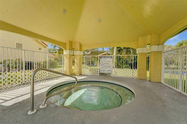 663 Vista Isles Drive 1711, Sunrise, FL 33325