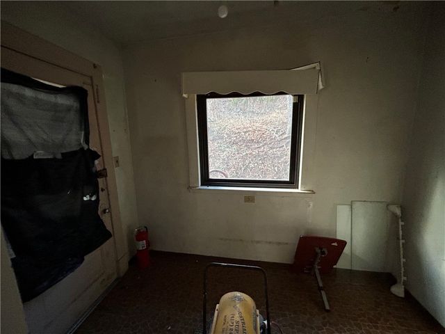 35 Verona Rd, Penn Hills, PA 15235