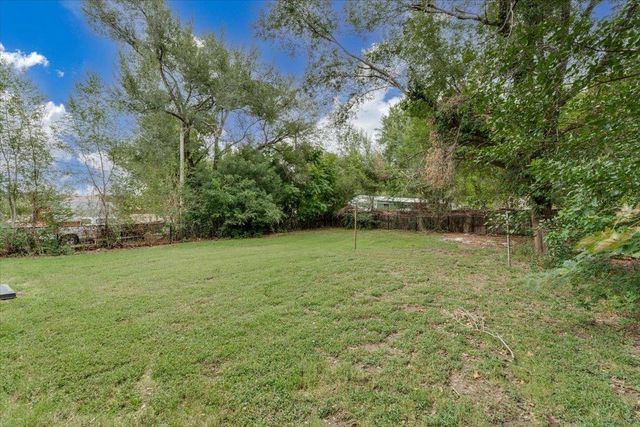 2229 E 53rd, Wichita, KS 67216