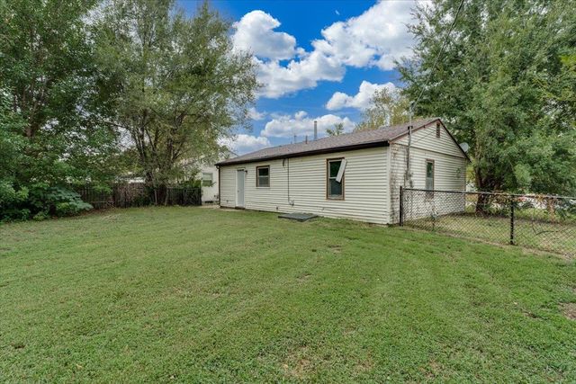 2229 E 53rd, Wichita, KS 67216