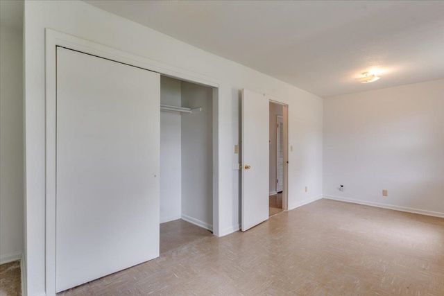 2229 E 53rd, Wichita, KS 67216