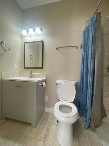 3602 Avenue N 1/2, Galveston, TX 77550
