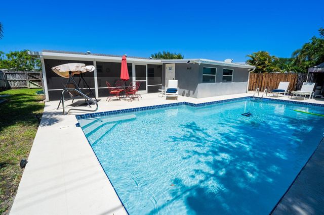 4386 Bamboo Drive, Palm Beach Gardens, FL 33410