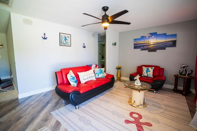 4386 Bamboo Drive, Palm Beach Gardens, FL 33410