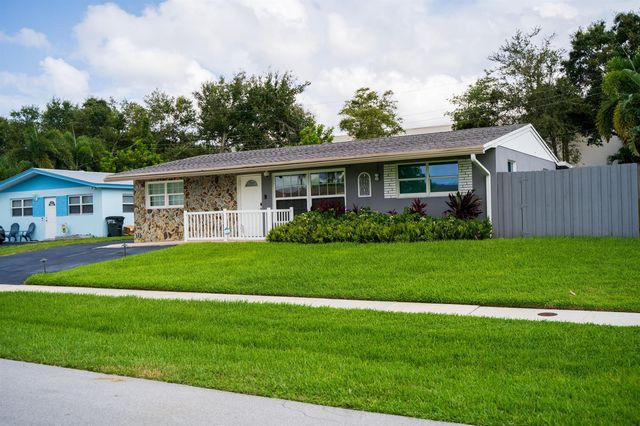 4386 Bamboo Drive, Palm Beach Gardens, FL 33410