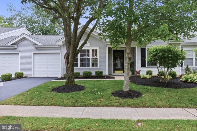 657 E CHANCERY LN, Absecon, NJ 08205