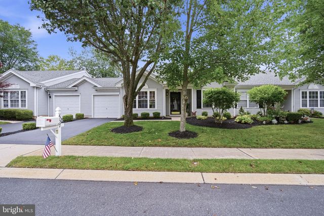 657 E CHANCERY LN, Absecon, NJ 08205
