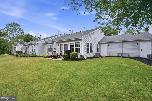 657 E CHANCERY LN, Absecon, NJ 08205