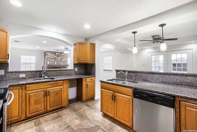 7627 Branston, San Antonio, TX 78250
