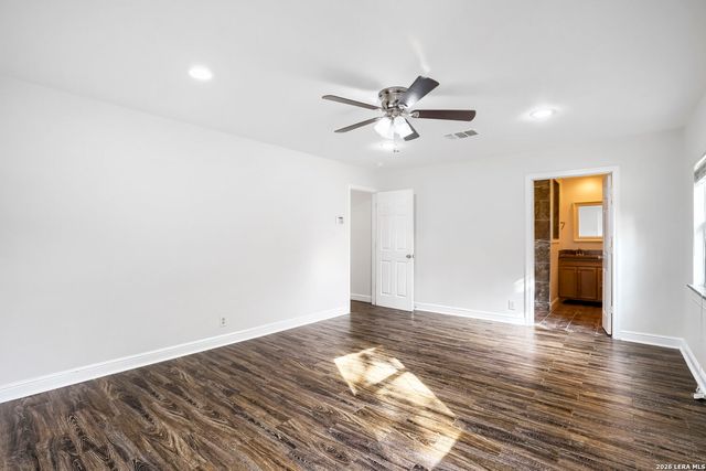 7627 Branston, San Antonio, TX 78250