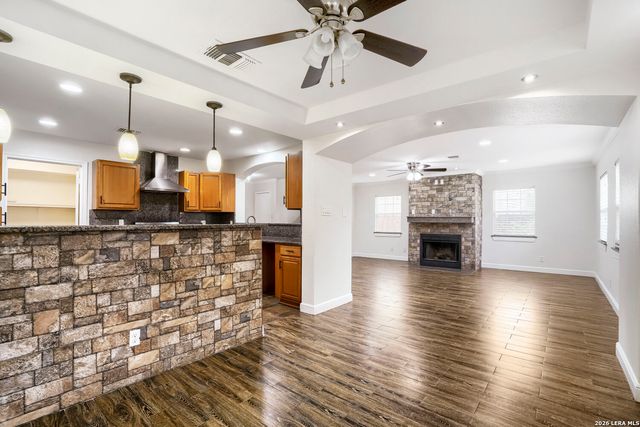 7627 Branston, San Antonio, TX 78250
