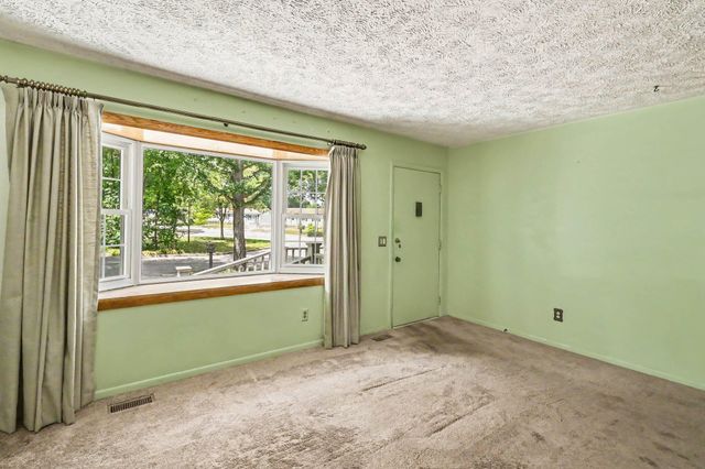 234 Trinity Circle, Lansing City, MI 48911