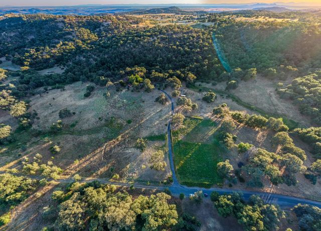 14514 Bald Mountain Rd, Penn Valley, CA 95946