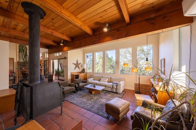 14514 Bald Mountain Rd, Penn Valley, CA 95946