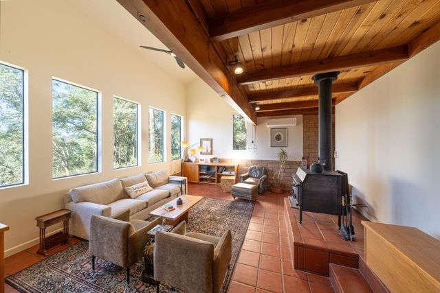 14514 Bald Mountain Rd, Penn Valley, CA 95946