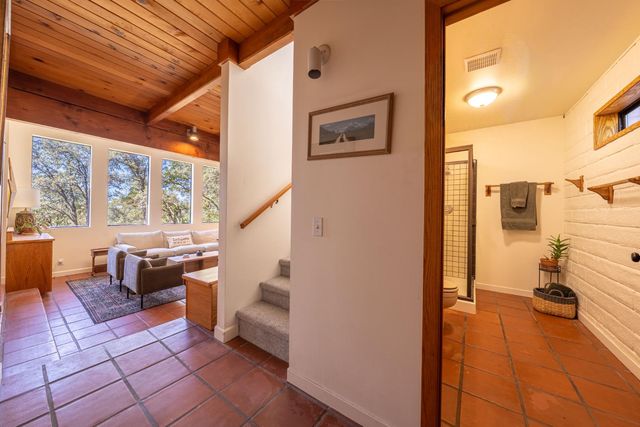 14514 Bald Mountain Rd, Penn Valley, CA 95946