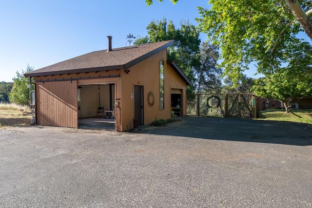 14514 Bald Mountain Rd, Penn Valley, CA 95946