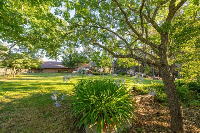 14514 Bald Mountain Rd, Penn Valley, CA 95946
