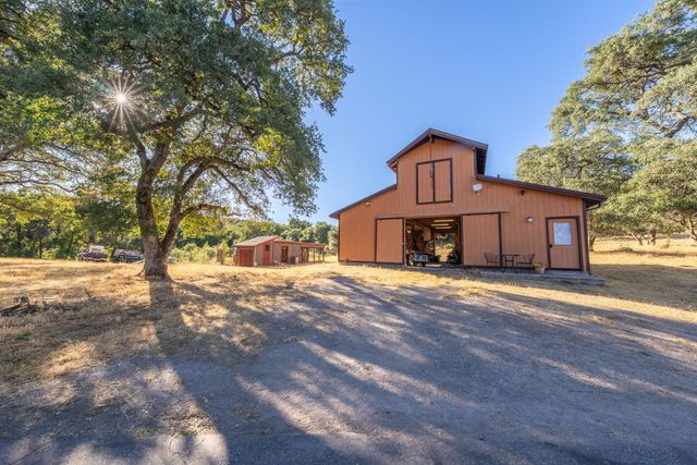 14514 Bald Mountain Rd, Penn Valley, CA 95946