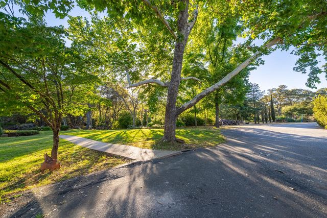 14514 Bald Mountain Rd, Penn Valley, CA 95946