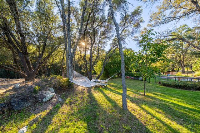 14514 Bald Mountain Rd, Penn Valley, CA 95946