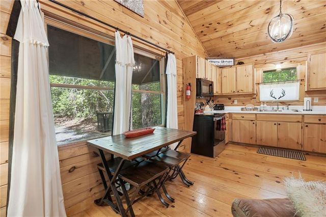 1564 Big Ben Road, Ellijay, GA 30540