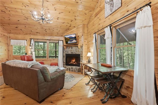 1564 Big Ben Road, Ellijay, GA 30540