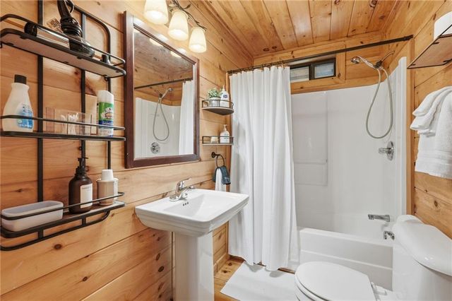 1564 Big Ben Road, Ellijay, GA 30540