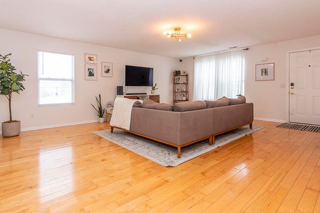 5740 Coddington Lane, Oshtemo Twp, MI 49009