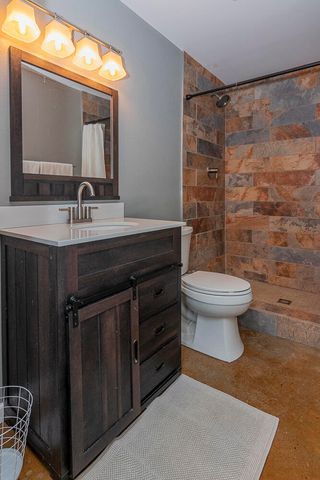 5740 Coddington Lane, Oshtemo Twp, MI 49009