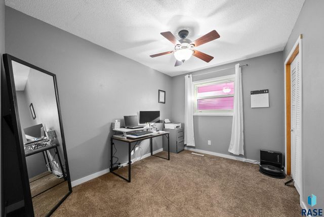 5621 W Bluestem St Street, Sioux Falls, SD 57106