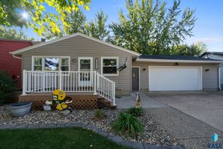 5621 W Bluestem St Street, Sioux Falls, SD 57106
