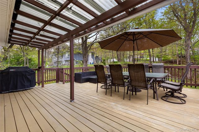 3 Valerie Lane, Mahopac, NY 10541
