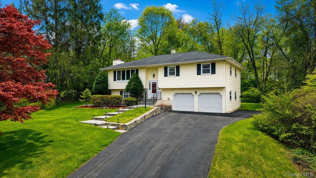 3 Valerie Lane, Mahopac, NY 10541