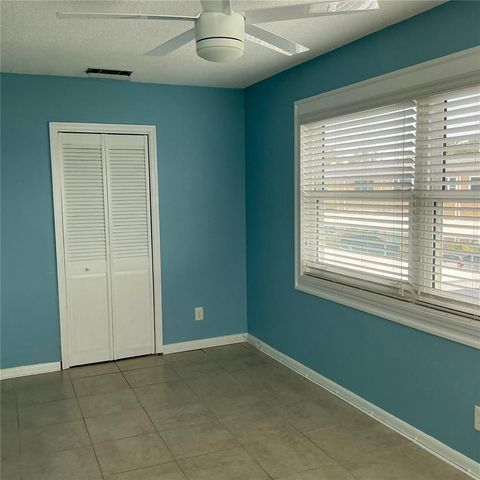 5267 81ST ST N 26, St Petersburg, FL 33709