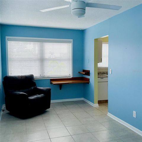 5267 81ST ST N 26, St Petersburg, FL 33709