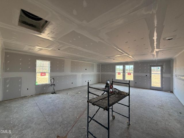 79 Baxley Drive, Dunn, NC 28334