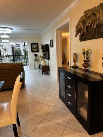 7290 Ashford Place 404, Delray Beach, FL 33446