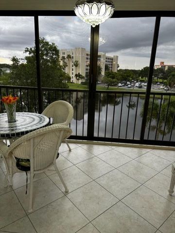 7290 Ashford Place 404, Delray Beach, FL 33446
