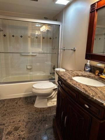 7290 Ashford Place 404, Delray Beach, FL 33446