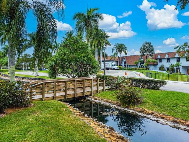 7290 Ashford Place 404, Delray Beach, FL 33446
