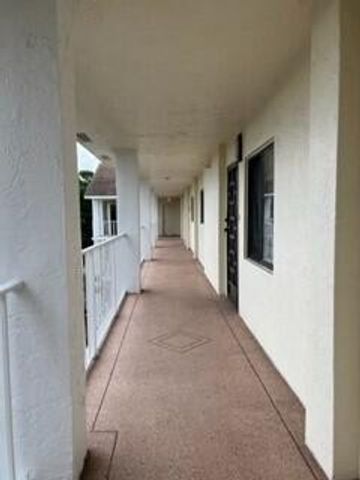 7290 Ashford Place 404, Delray Beach, FL 33446