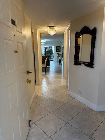 7290 Ashford Place 404, Delray Beach, FL 33446