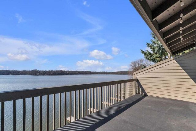 820 Cliffs Drive 306, Ypsilanti Twp, MI 48198