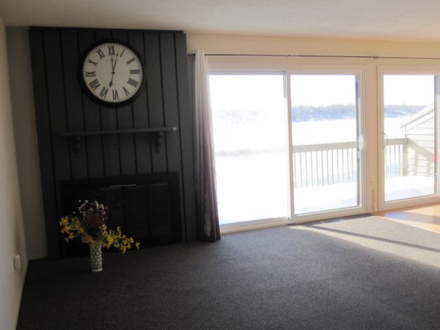 820 Cliffs Drive 306, Ypsilanti Twp, MI 48198